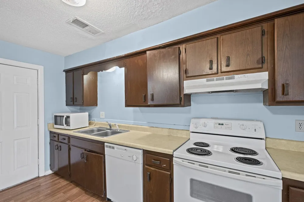 1850 QUAIL VALLEY CV #1850 Memphis, TN 38134