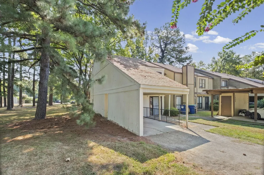 1850 QUAIL VALLEY CV #1850 Memphis, TN 38134