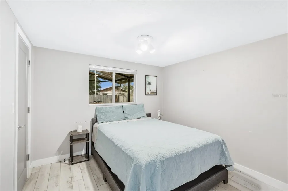 5320 MOELLER AVENUE Sarasota, FL 34233