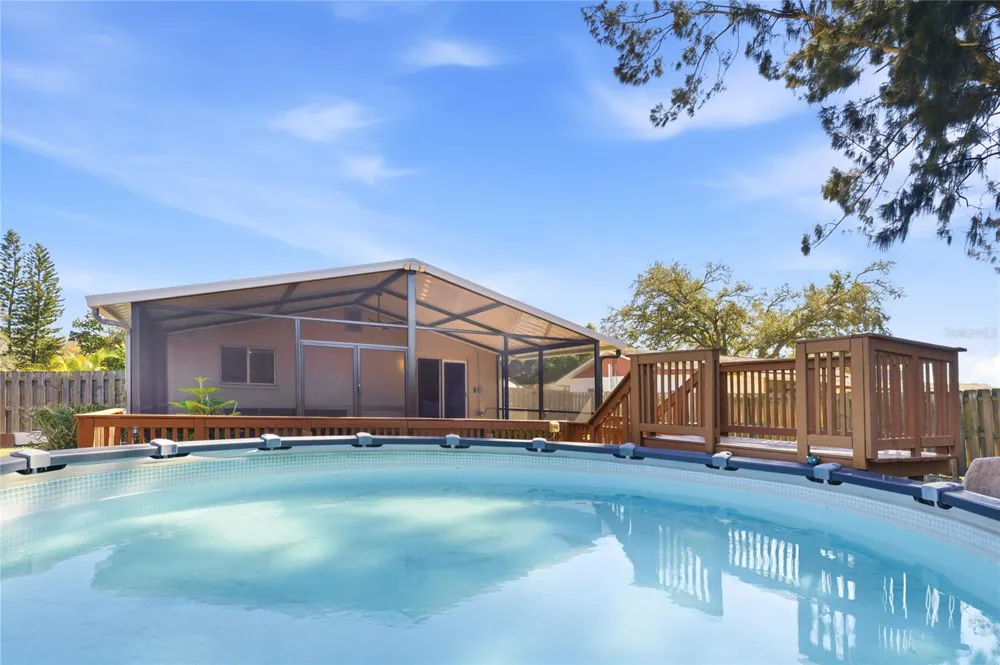 5320 MOELLER AVENUE Sarasota, FL 34233