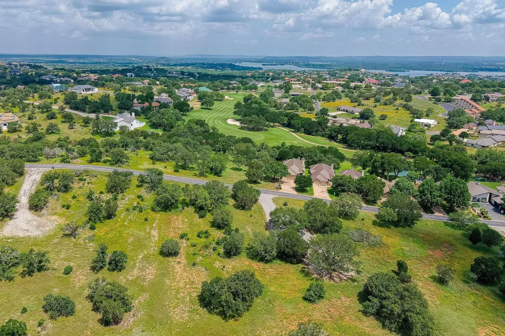 4042 Fault Line/Twin Oaks Horseshoe Bay, TX 78657