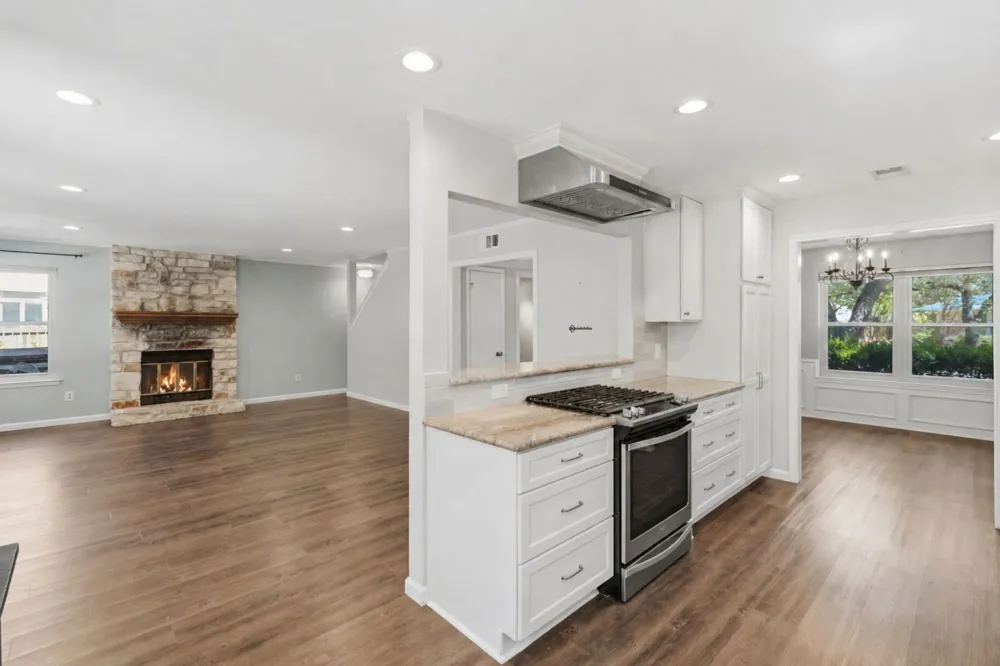 6519 Fair Valley Trail Austin, TX 78749