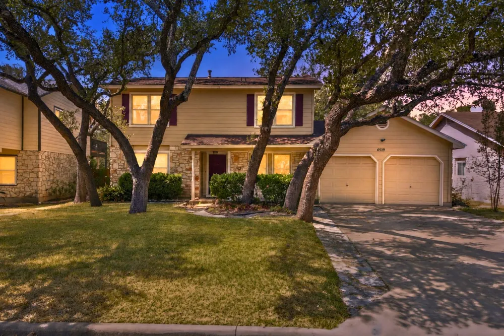 6519 Fair Valley Trail Austin, TX 78749