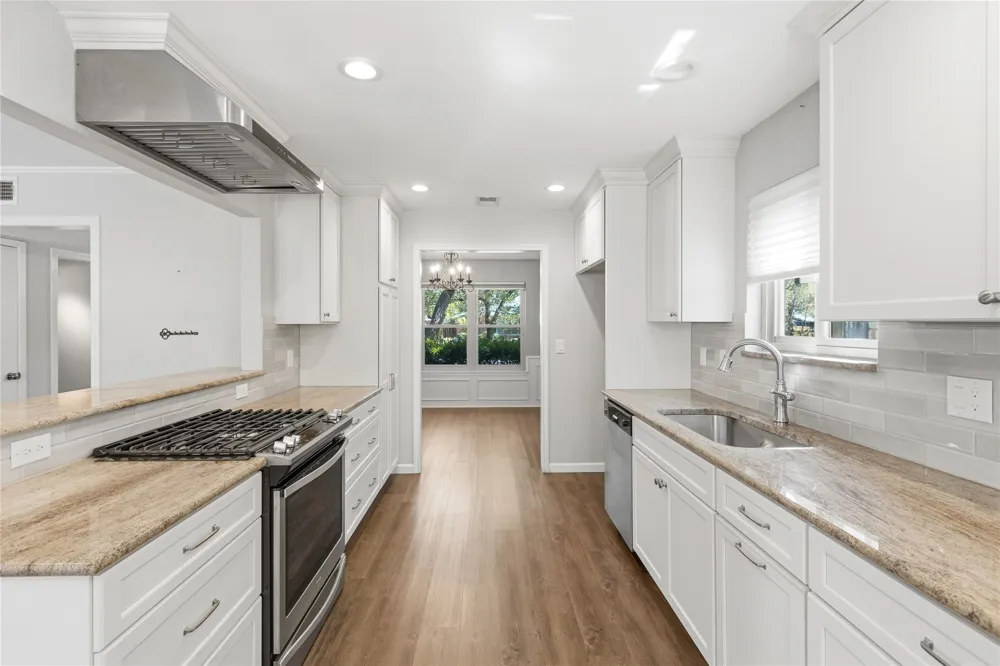 6519 Fair Valley Trail Austin, TX 78749