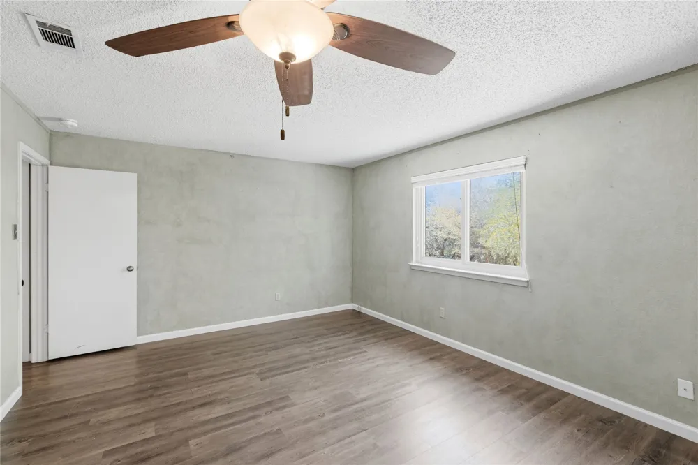 6519 Fair Valley Trail Austin, TX 78749
