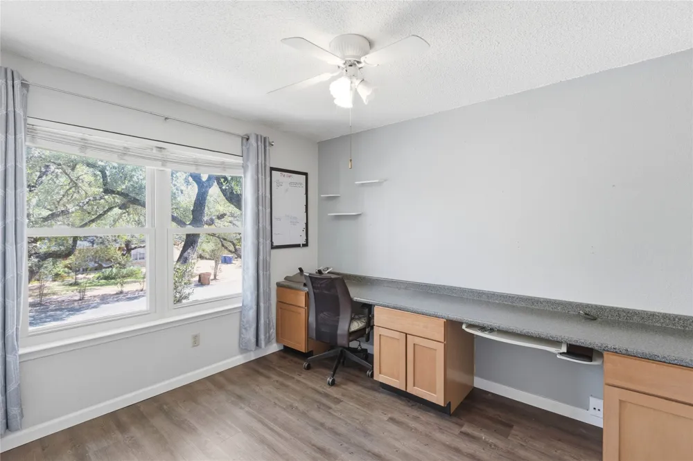 6519 Fair Valley Trail Austin, TX 78749