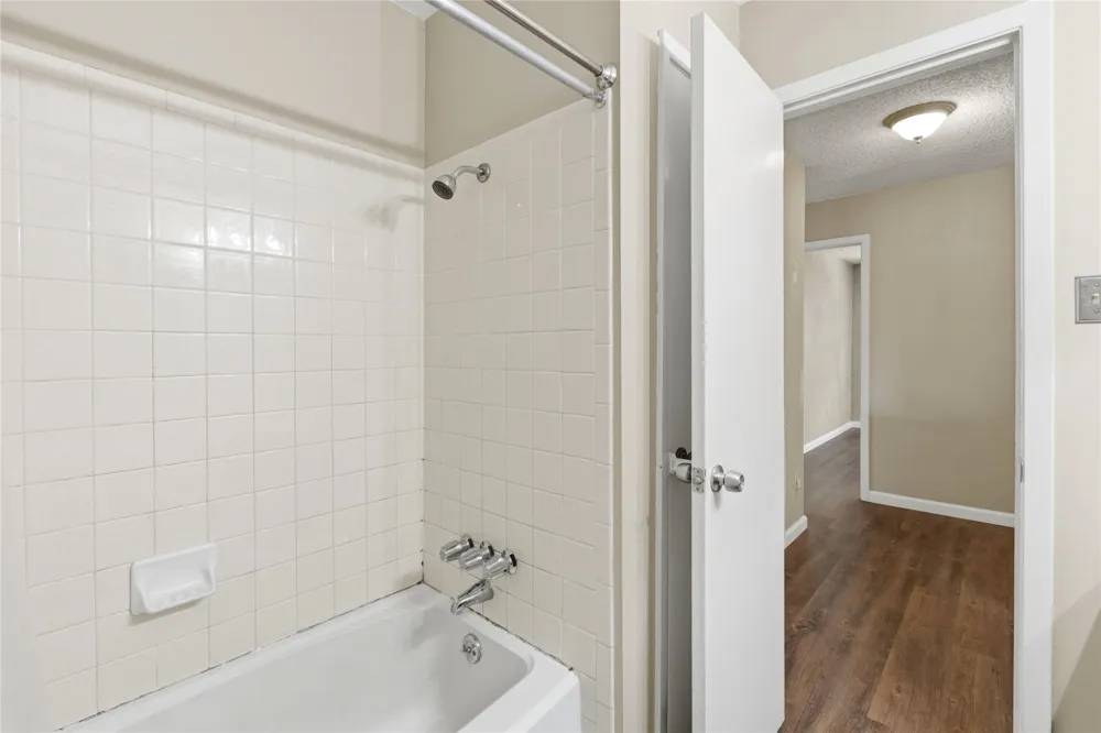 6519 Fair Valley Trail Austin, TX 78749