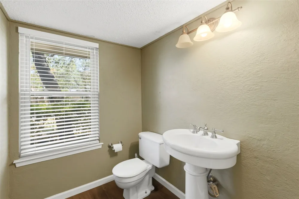6519 Fair Valley Trail Austin, TX 78749