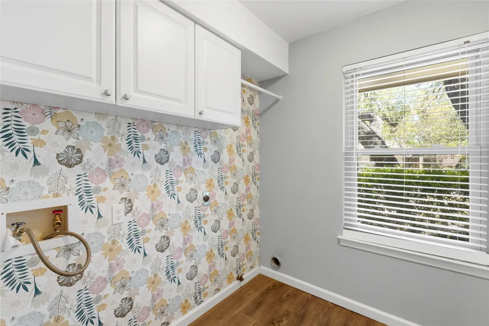 6519 Fair Valley Trail Austin, TX 78749