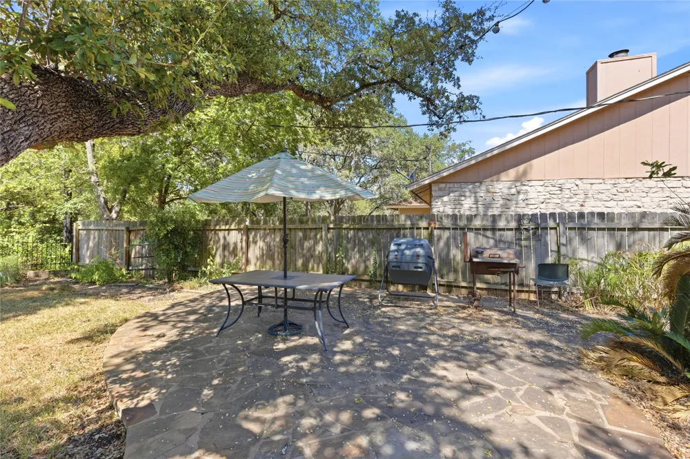 6519 Fair Valley Trail Austin, TX 78749