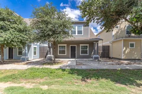 206 Munro Street