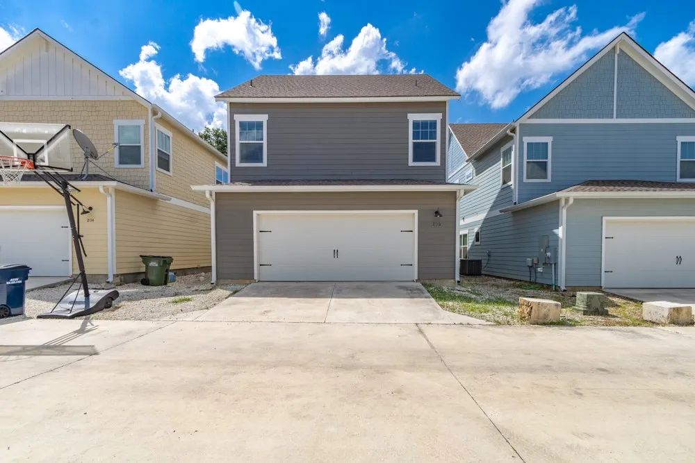 206 Munro Street Liberty Hill, TX 78642