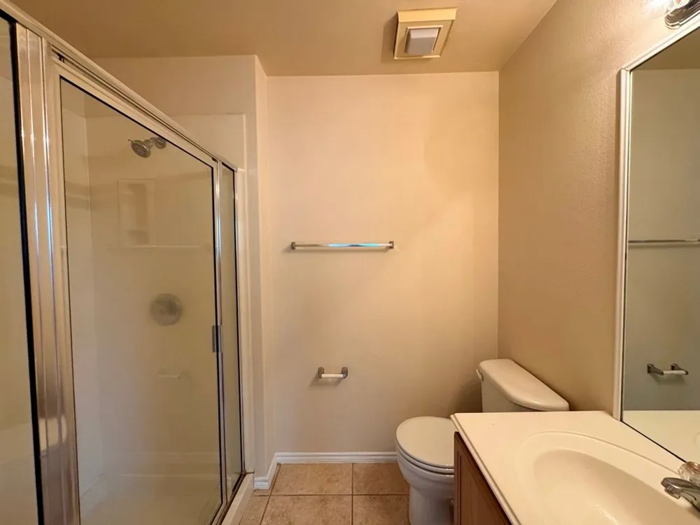 251 Utterback #A Kyle, TX 78640