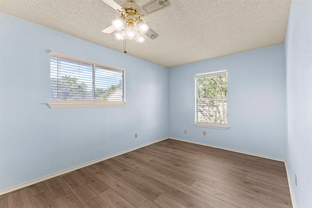 2100 Kippling Drive #128 Austin, TX 78752