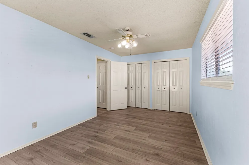 2100 Kippling Drive #128 Austin, TX 78752