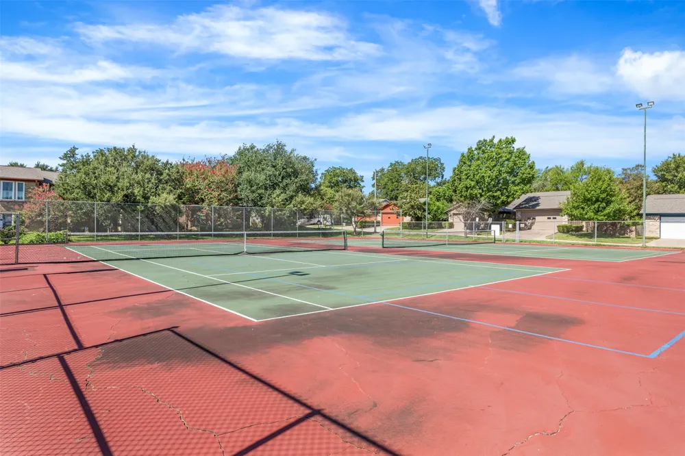 2100 Kippling Drive #128 Austin, TX 78752