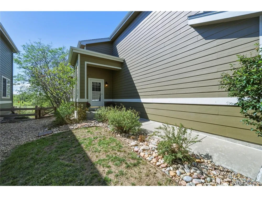 5941 S Waco Street Aurora, CO 80016