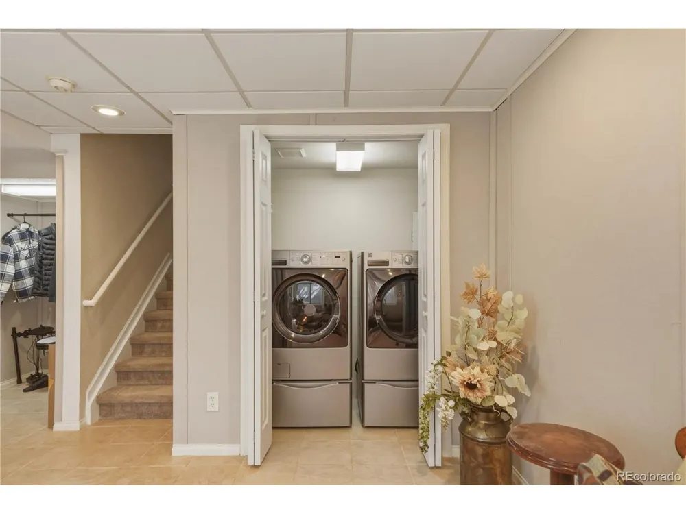 5941 S Waco Street Aurora, CO 80016