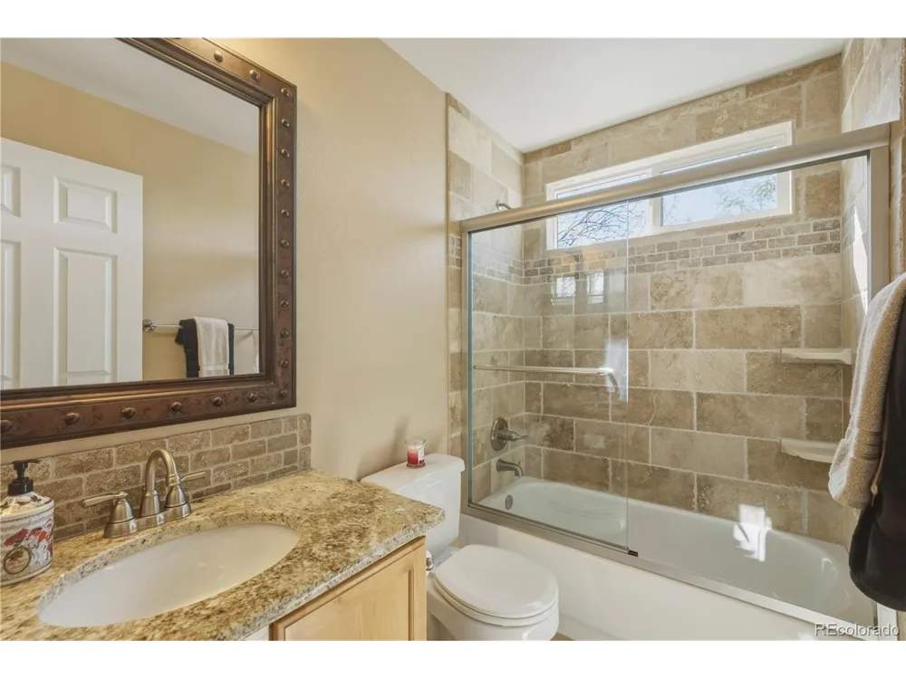 5941 S Waco Street Aurora, CO 80016