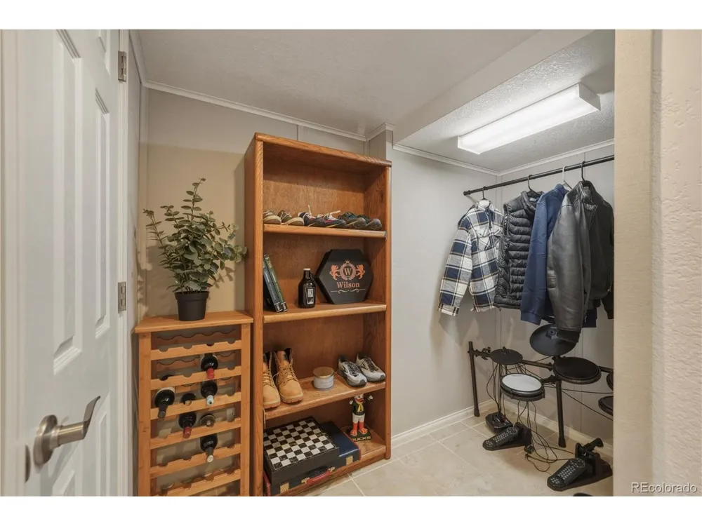 5941 S Waco Street Aurora, CO 80016