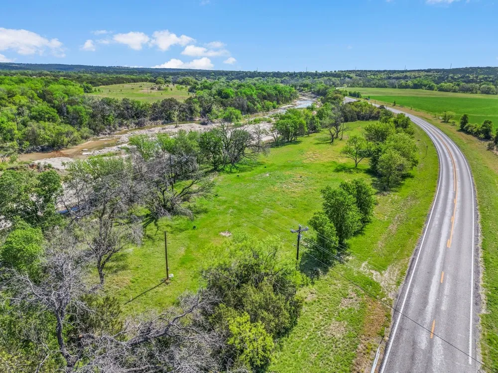4622 Fm-205 Glen Rose, TX 76043