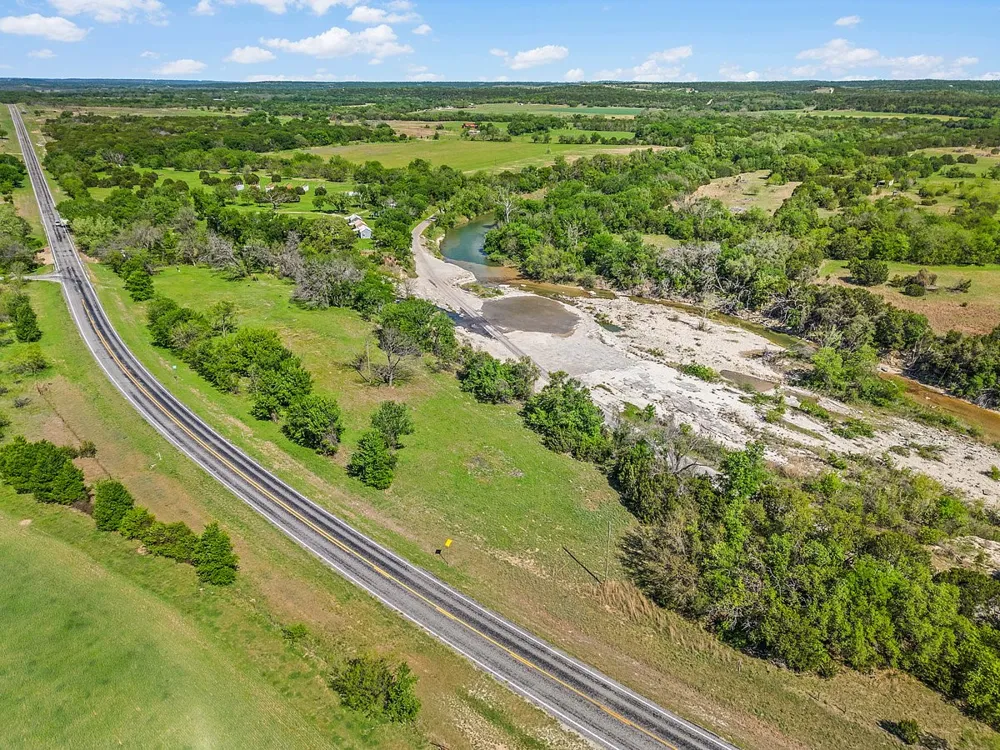 4622 Fm-205 Glen Rose, TX 76043