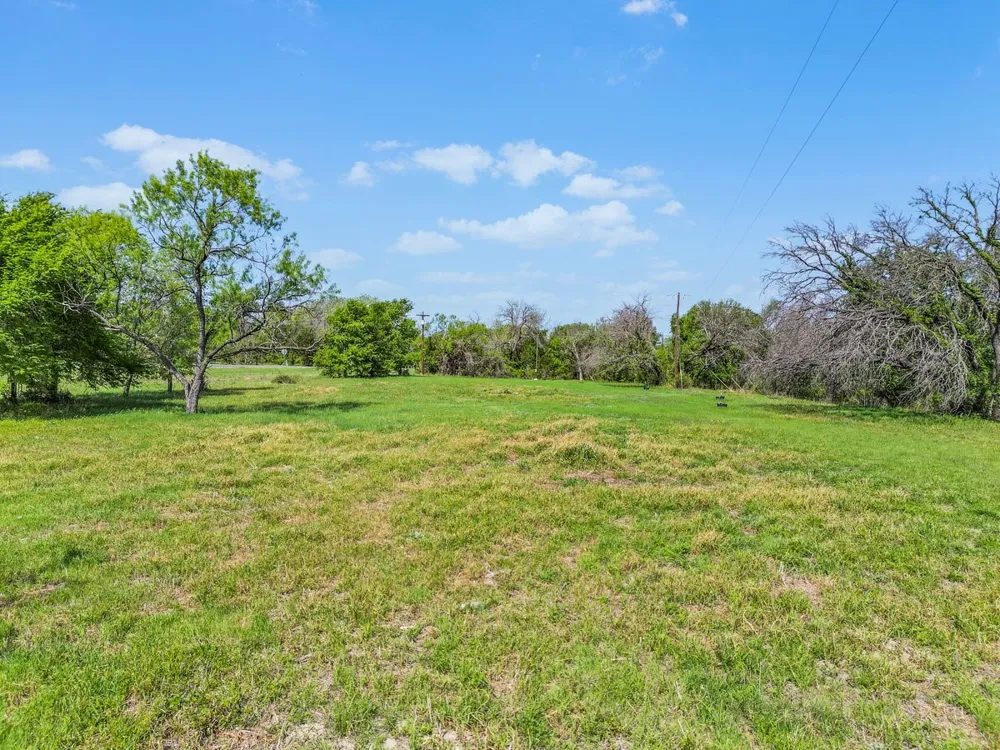 4622 Fm-205 Glen Rose, TX 76043
