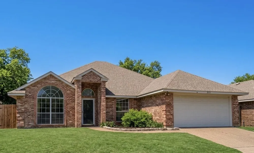 8016 Tree Leaf Lane Fort Worth, TX 76123