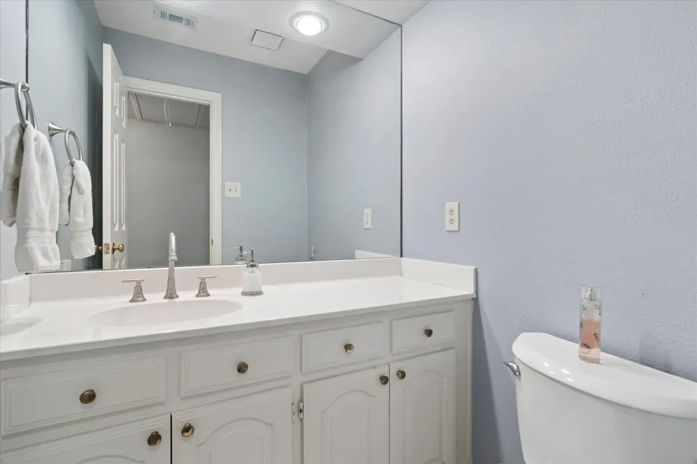924 McCoy Drive Irving, TX 75062