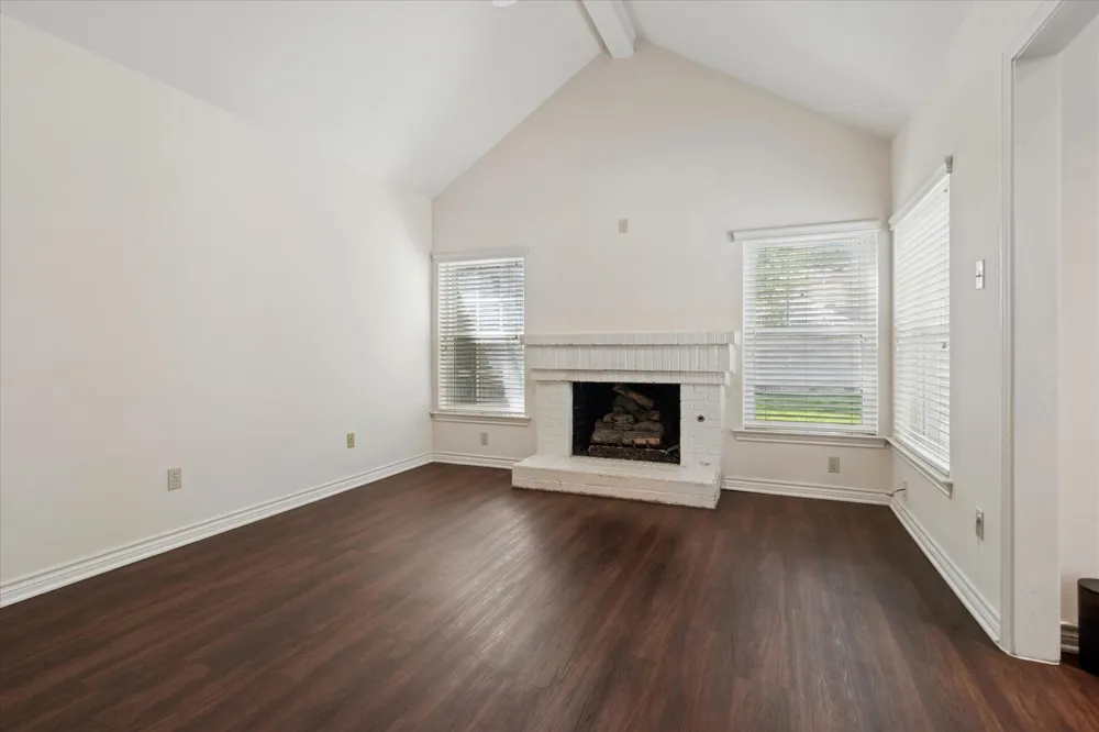 924 McCoy Drive Irving, TX 75062