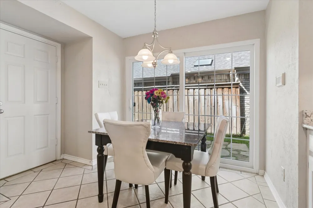 924 McCoy Drive Irving, TX 75062