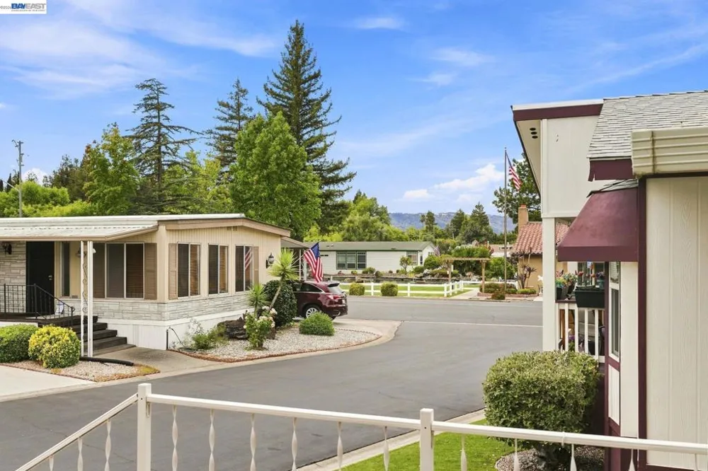 3263 Vineyard Ave., #86 Pleasanton, CA 94566