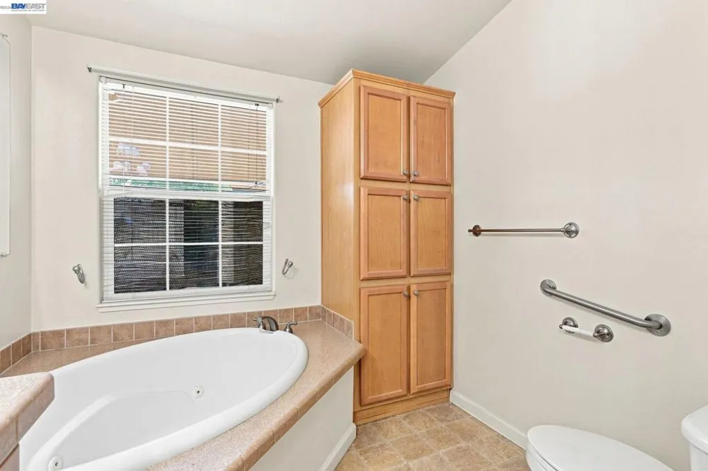 3263 Vineyard Ave., #86 Pleasanton, CA 94566