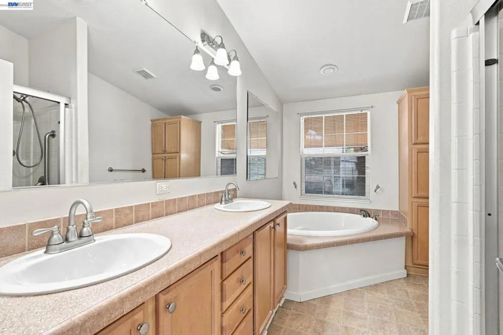 3263 Vineyard Ave., #86 Pleasanton, CA 94566