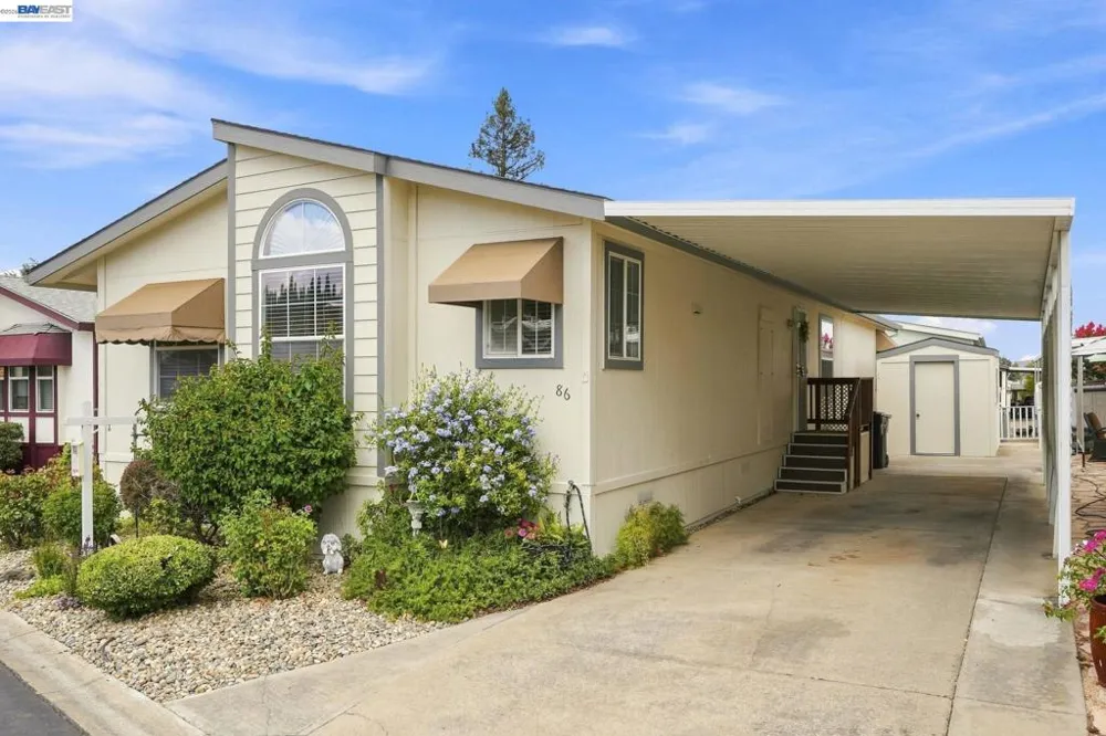 3263 Vineyard Ave., #86 Pleasanton, CA 94566
