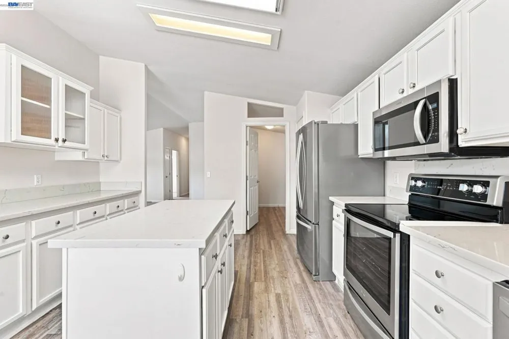 3263 Vineyard Ave., #86 Pleasanton, CA 94566