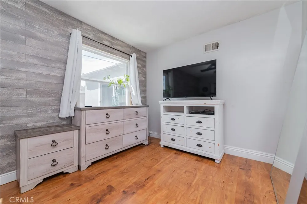 8695 Madison Avenue Buena Park, CA 90620