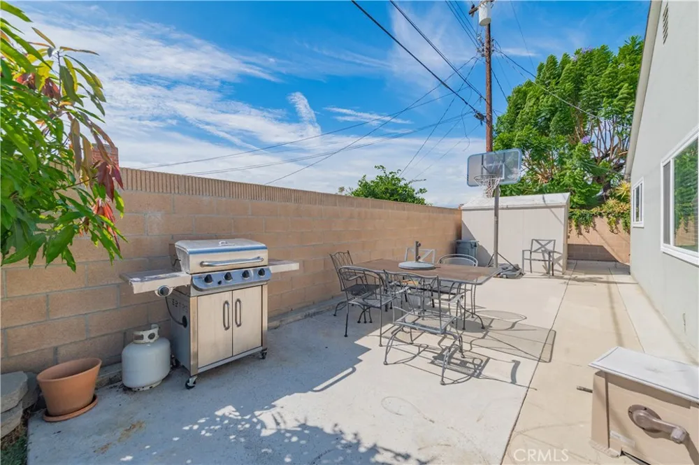 8695 Madison Avenue Buena Park, CA 90620