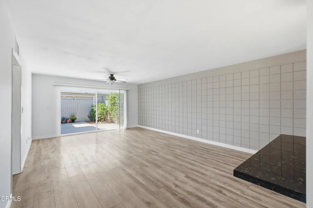 184 W Fiesta Green Port Hueneme, CA 93041