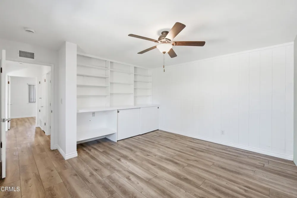 184 W Fiesta Green Port Hueneme, CA 93041