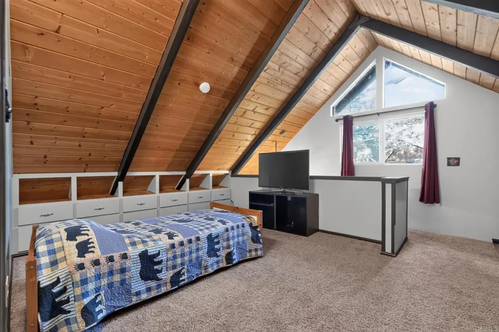 332 E Fairway Blvd Big Bear City, CA 92314
