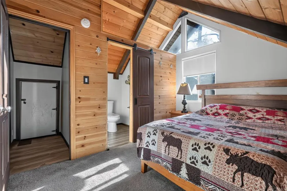332 E Fairway Blvd Big Bear City, CA 92314
