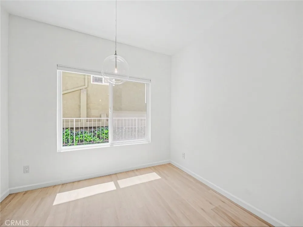 11733 Avon Los Angeles, CA 90066