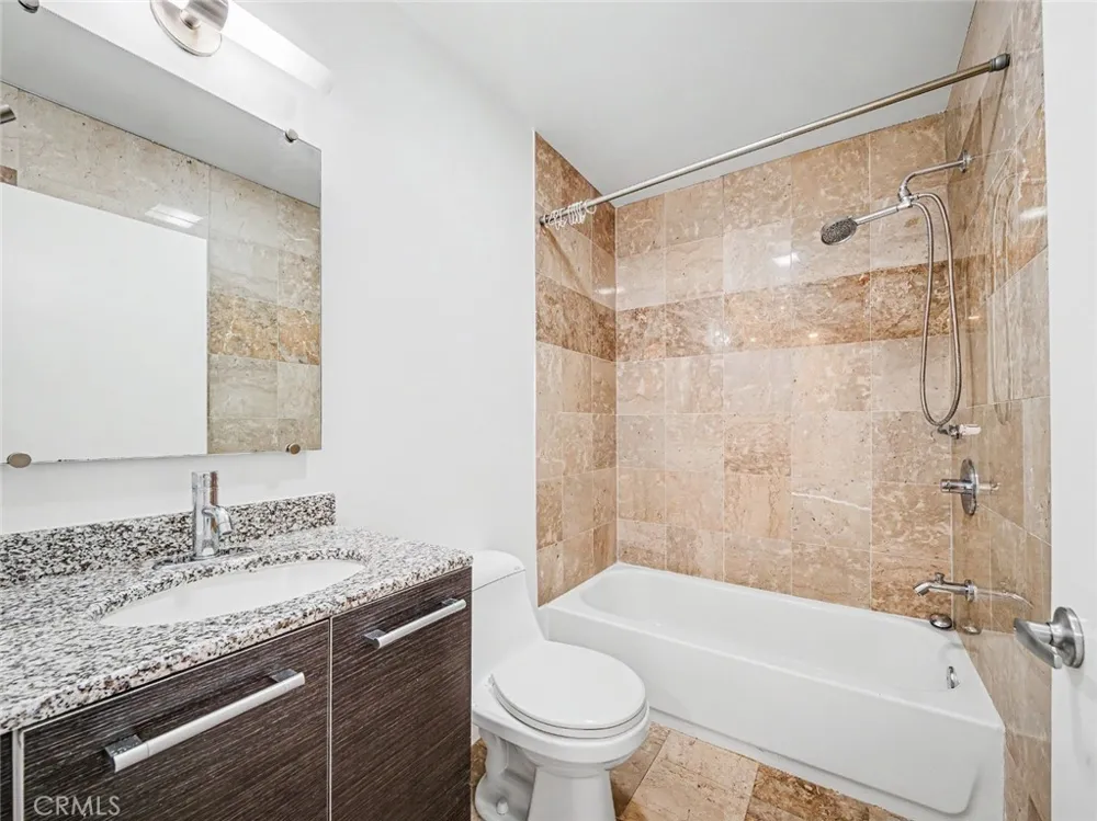 11733 Avon Los Angeles, CA 90066