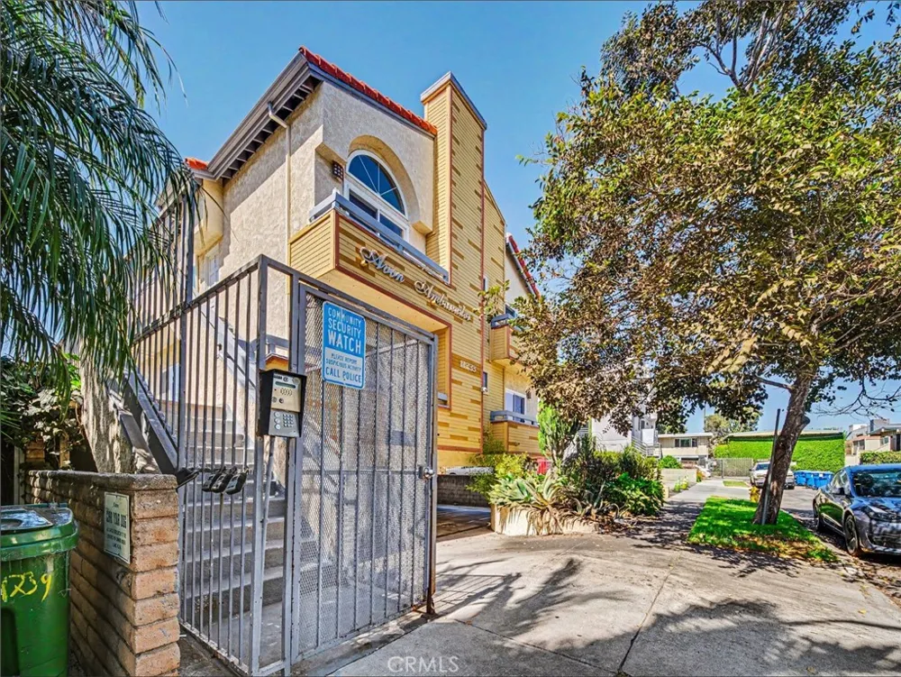 11733 Avon Los Angeles, CA 90066