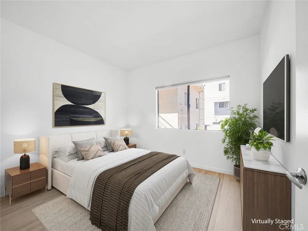 11733 Avon Los Angeles, CA 90066
