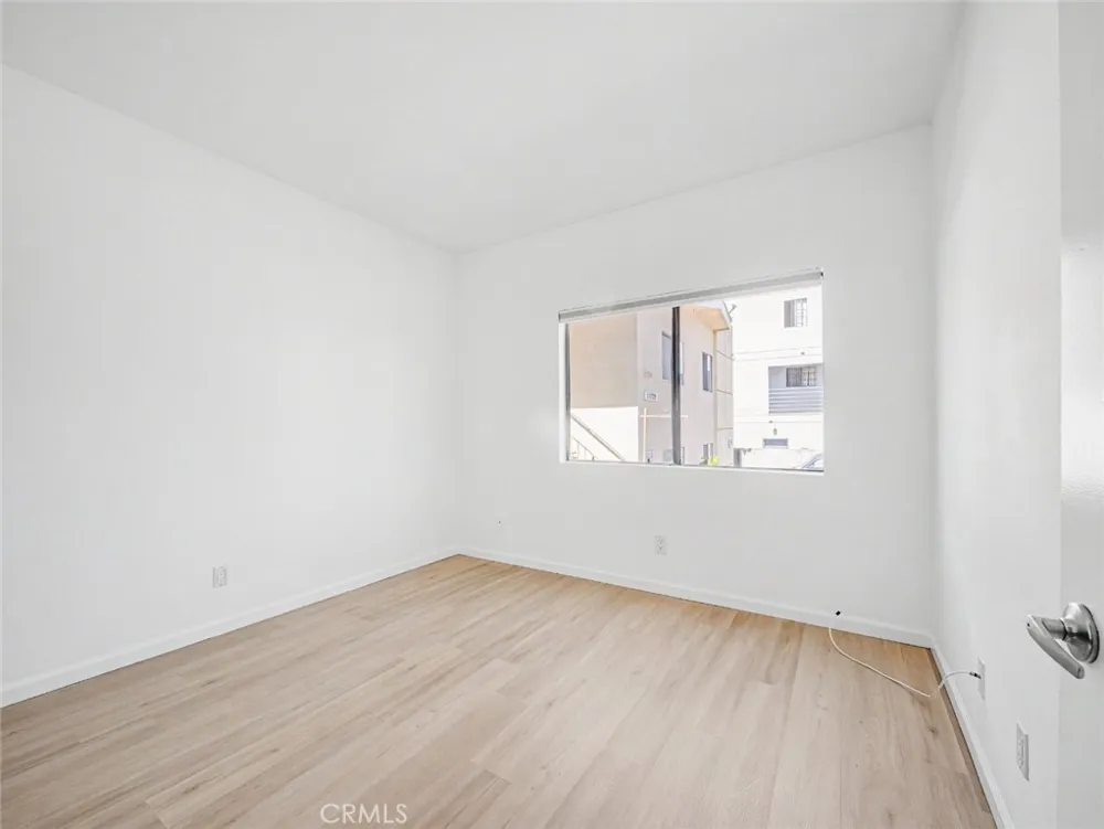 11733 Avon Los Angeles, CA 90066