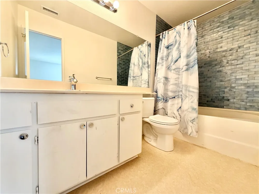 25524 Sharp Drive #F Hemet, CA 92544