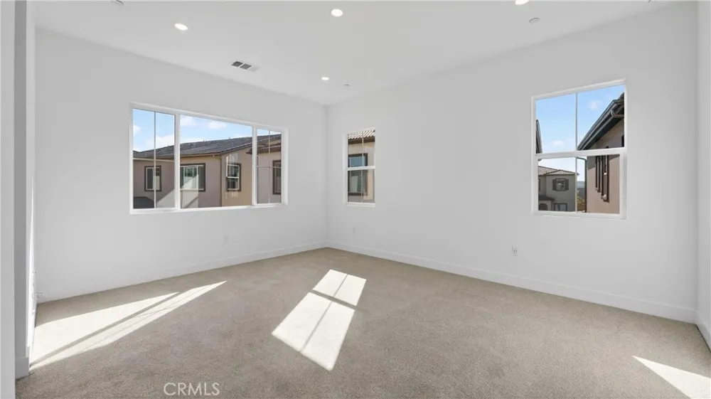 107 Pansy Irvine, CA 92618