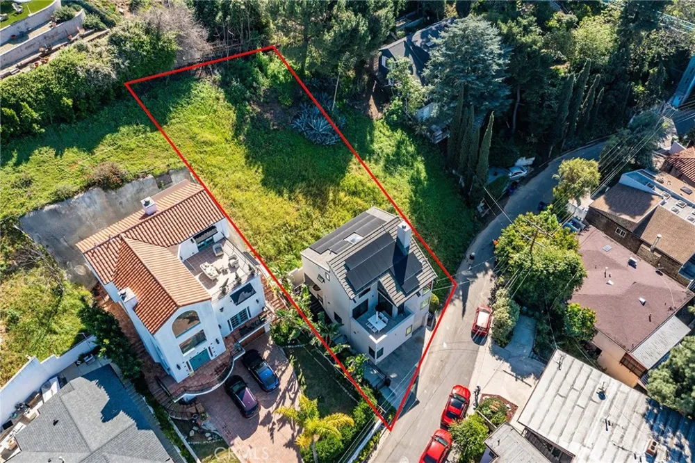 1800 Silverwood Terrace Los Angeles, CA 90026